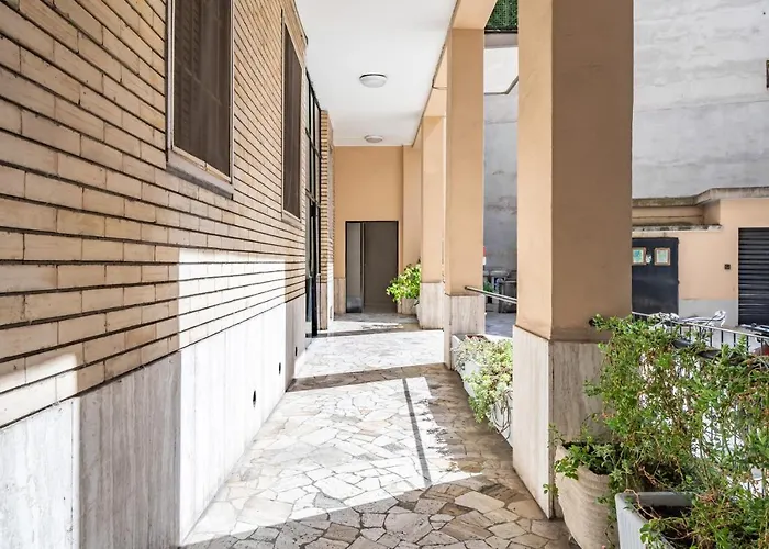 Milano Cozy Apt X4 - 450 Far From Lambrate Fs